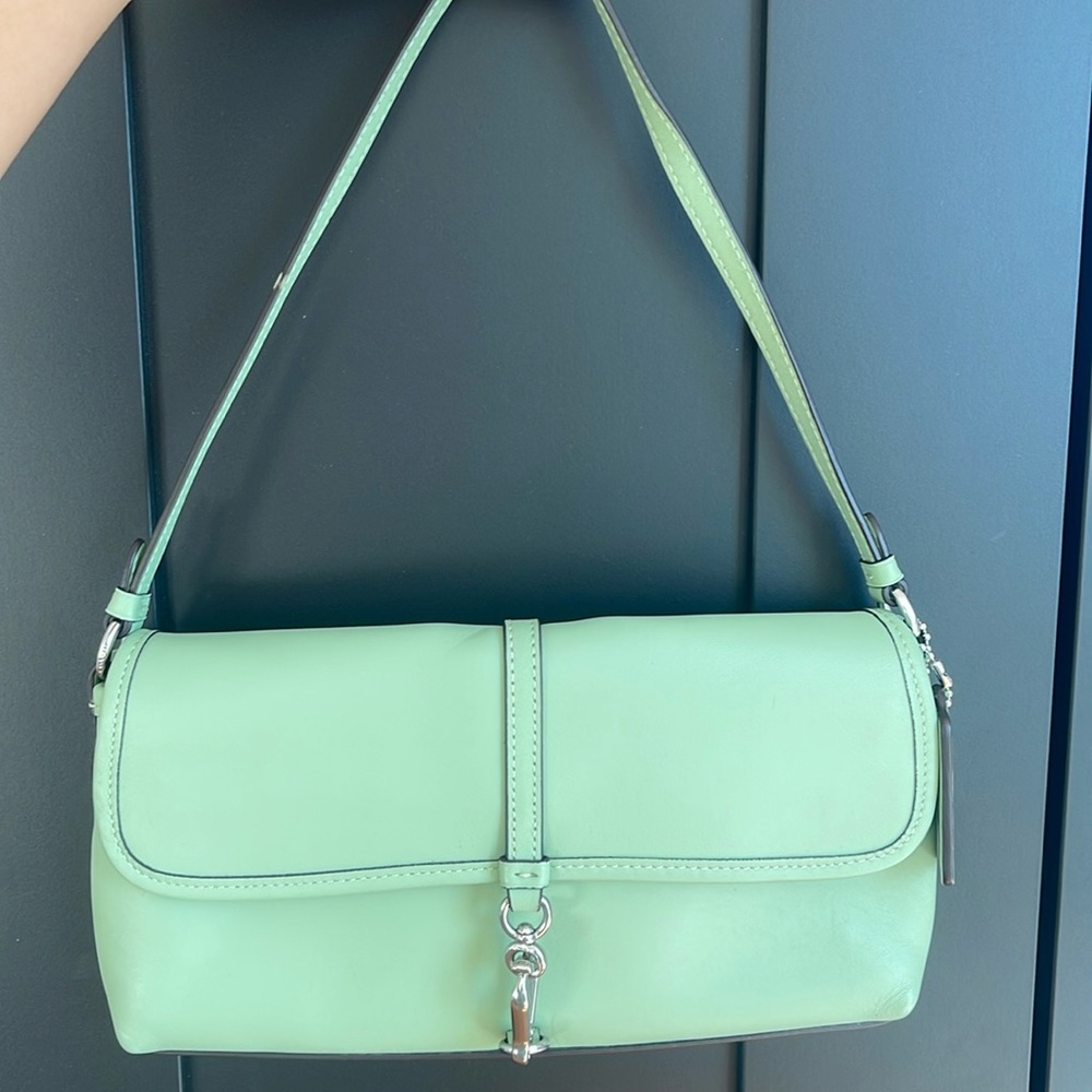 Coach Hampton Shoulder Bag In Pale Pistachio In Leather. Great Condition.